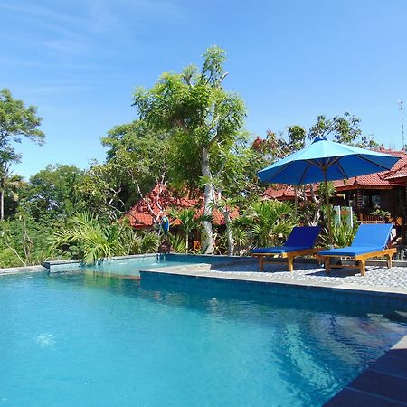 Starfish Lembongan Hotel Exterior foto