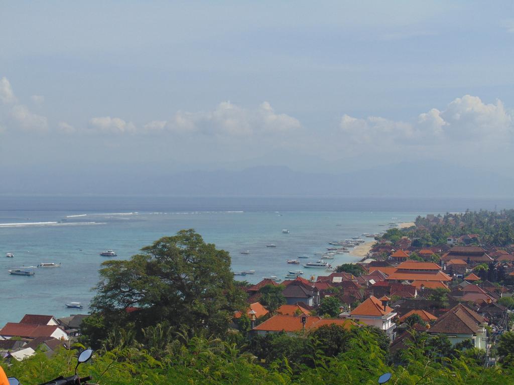 Starfish Lembongan Hotel Exterior foto