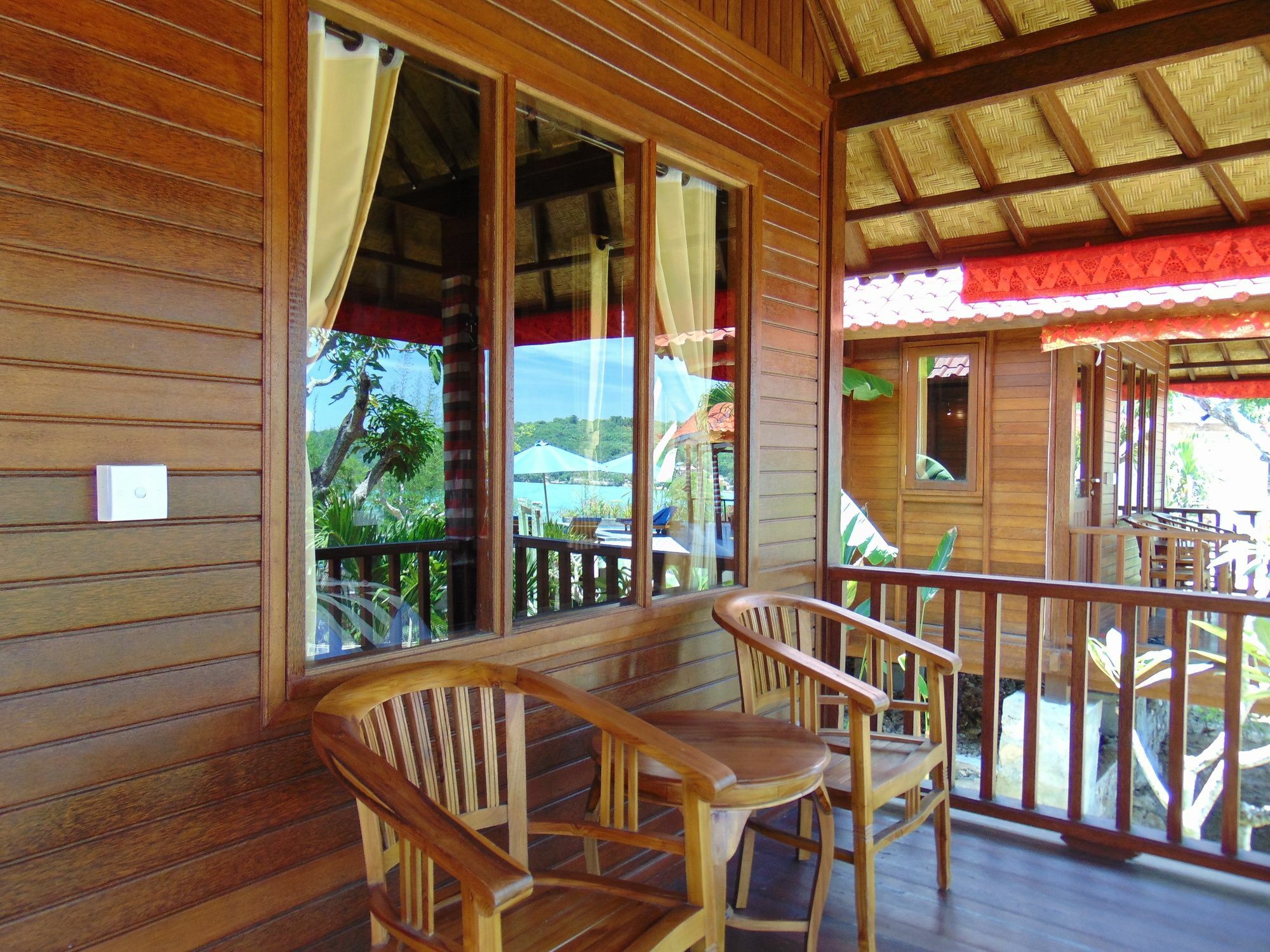 Starfish Lembongan Hotel Exterior foto