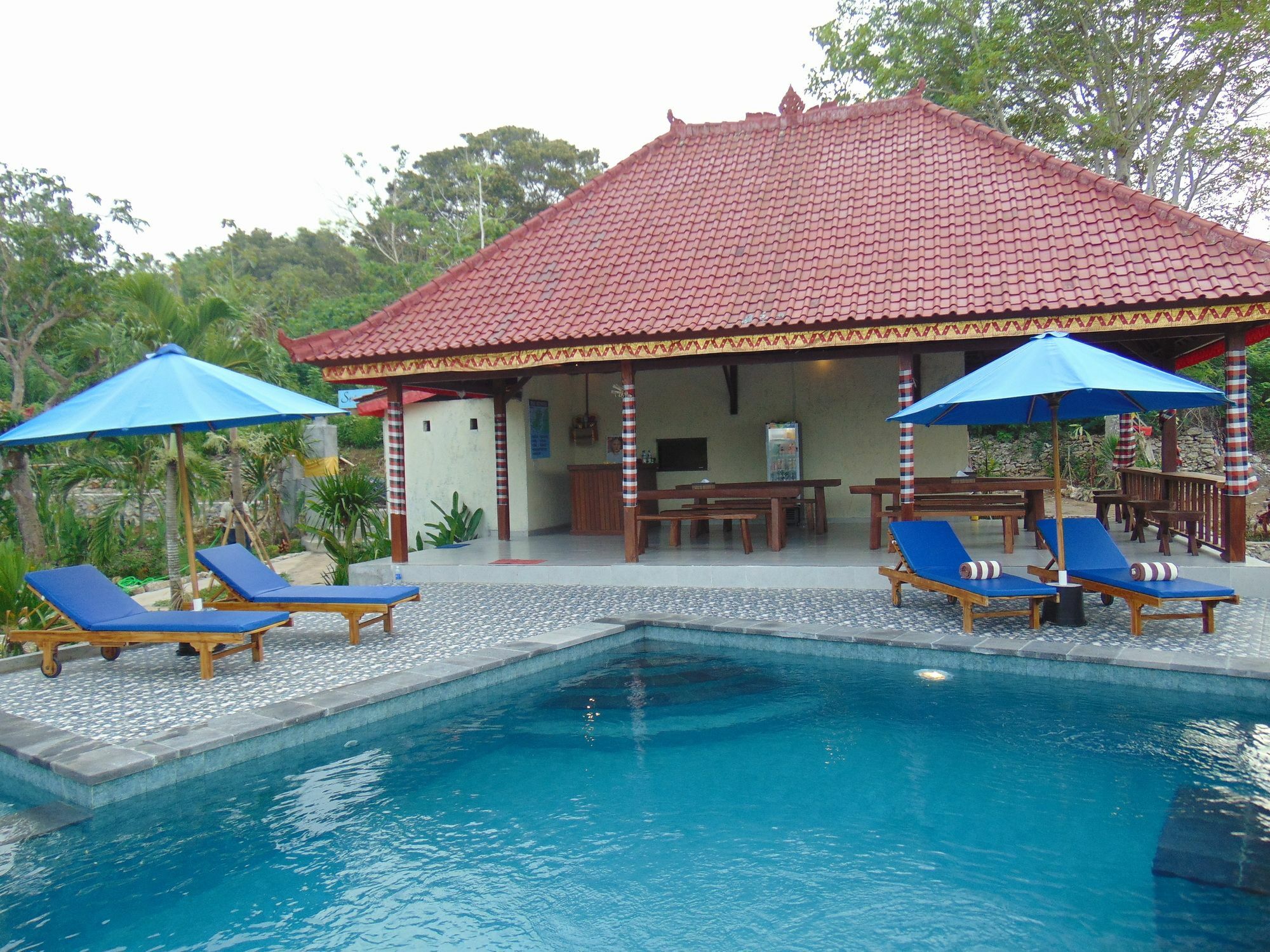 Starfish Lembongan Hotel Exterior foto
